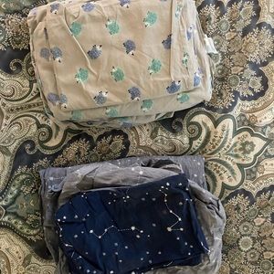 2 Sets of Twin Sheets - Martha Stewart